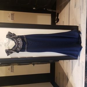 Mon Cheri size 14 Navy Blue